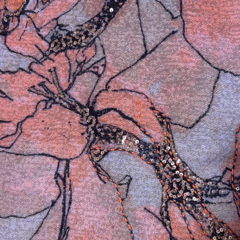 ANTHROPOLOGIE..20 x 72 Inch Oblong Coral & Gray with Gold Beading Floral Scarf.. - Picture 2 of 3
